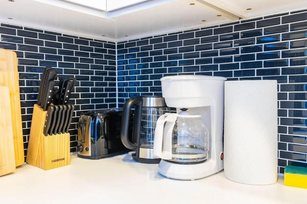 69-4C Brand New Holiday Haven Prime Lower East Side 1Br Apt New York 0*,