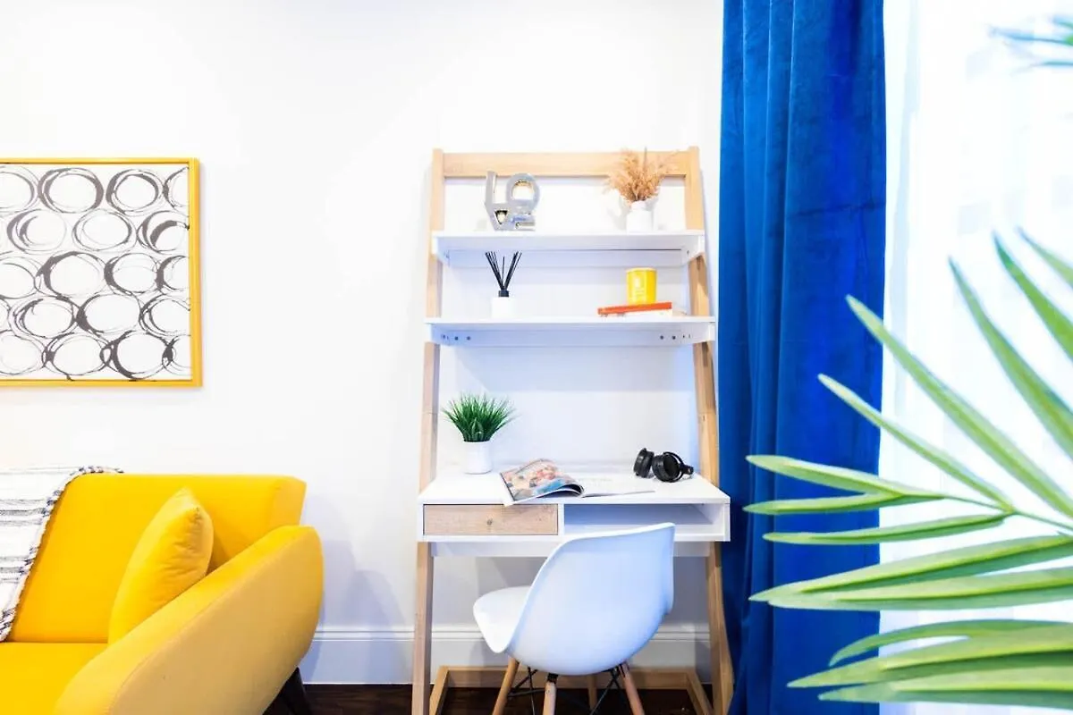 69-4C Brand New Holiday Haven Prime Lower East Side 1Br Apt New York