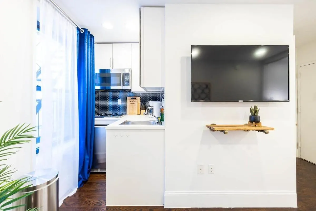 69-4C Brand New Holiday Haven Prime Lower East Side 1Br Apt New York 0*,  États-Unis